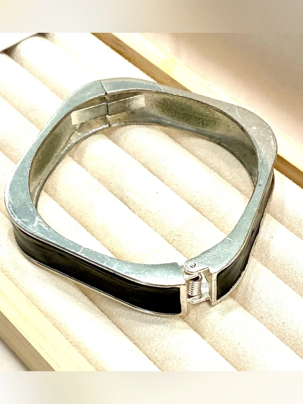 Vintage Silver Tone Square Black Enamel Hinged Bangle Bracelet Geometric Minimal